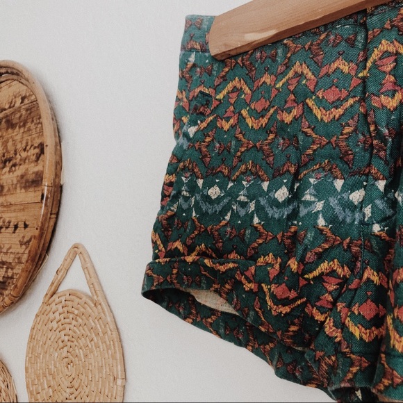 🚚 MOVING SALE! 🚚 Soft free people shorts - Picture 2 of 3